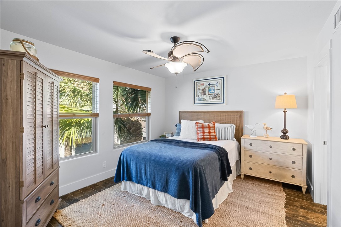 620 South Fulton Beach Road Rockport, TX 78382 - Photo 13 of 26