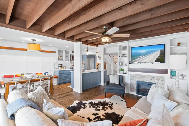 $439,000 | 620 South Fulton Beach Road, Rockport, TX 78382