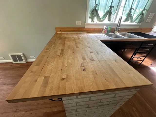 $122,500 | 415 West Livingston Road, Streator, IL 61364