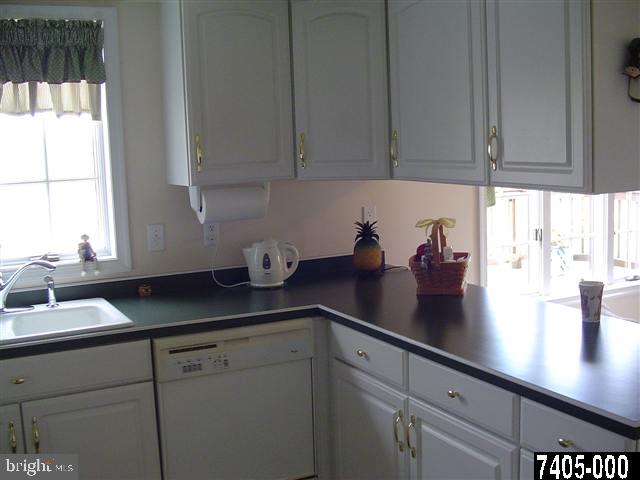 17265 Lutz Road Stewartstown, PA 17363 - Photo 13 of 24 Gallery Image 13