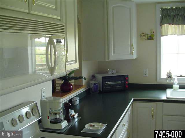 17265 Lutz Road Stewartstown, PA 17363 - Photo 15 of 24 Gallery Image 15