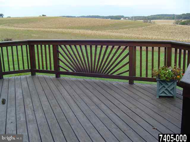 17265 Lutz Road Stewartstown, PA 17363 - Photo 18 of 24 Gallery Image 18