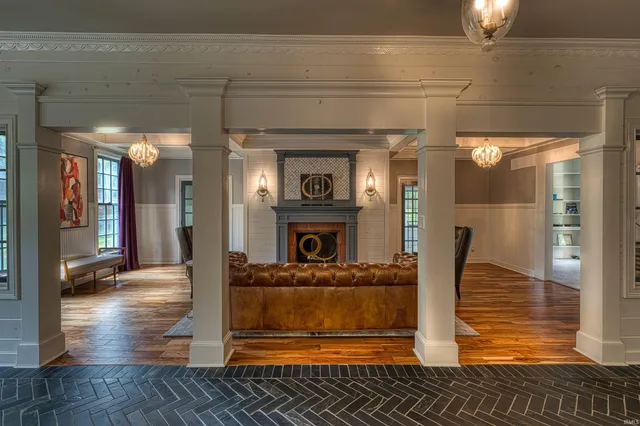 $969,000 | 1031 Cedar Hill Drive, Evansville, IN 47710