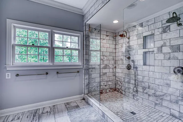 $969,000 | 1031 Cedar Hill Drive, Evansville, IN 47710