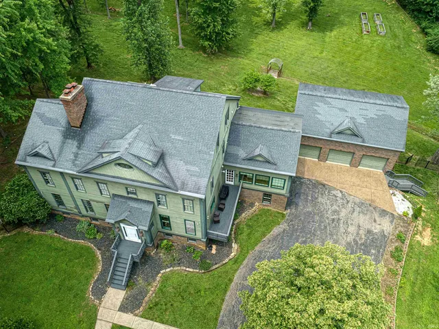 $969,000 | 1031 Cedar Hill Drive, Evansville, IN 47710