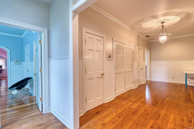 $969,000 | 1031 Cedar Hill Drive, Evansville, IN 47710