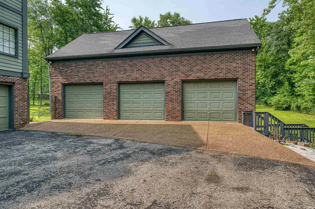 $969,000 | 1031 Cedar Hill Drive, Evansville, IN 47710