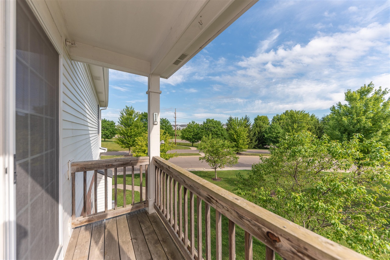 1104 Riversedge Drive Saline, MI 48176 - Photo 10 of 37