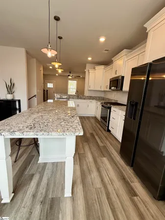 $2,550 | 55 Millside Circle, Greenville, SC 29605