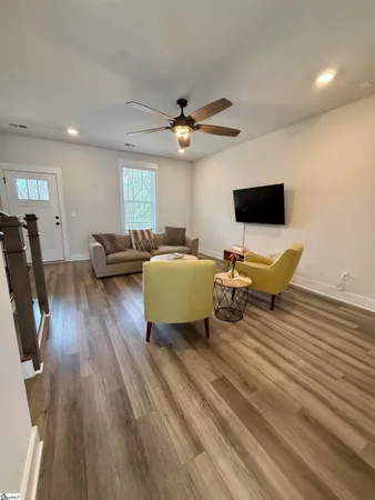 $2,550 | 55 Millside Circle, Greenville, SC 29605