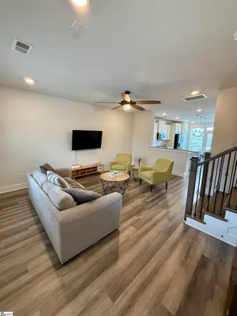 $2,550 | 55 Millside Circle, Greenville, SC 29605