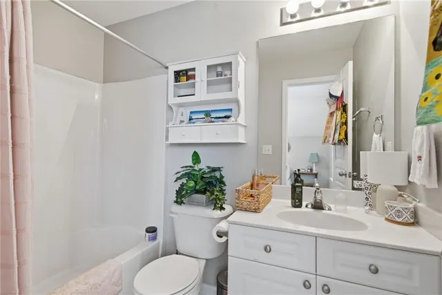 $274,900 | 490 South Barnett Shoals Road, Unit 726, Athens, GA 30605