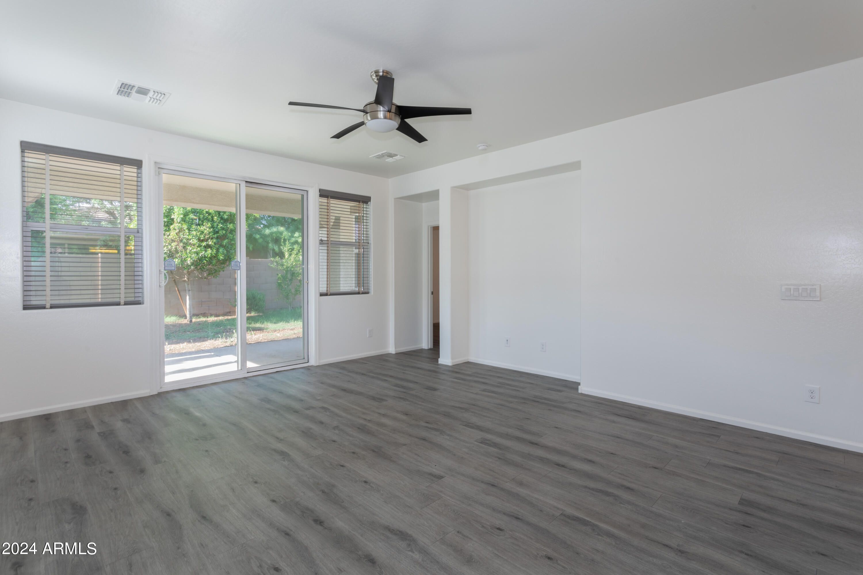 10432 West Papago Street Tolleson, AZ 85353 - Photo 19 of 30 3V6A3174