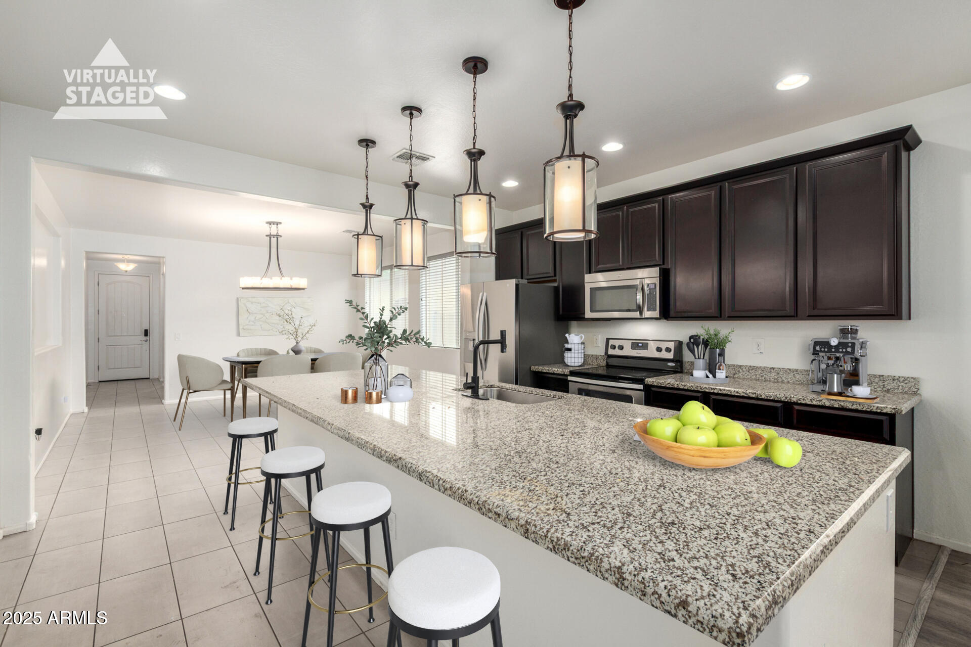 10432 West Papago Street Tolleson, AZ 85353 - Photo 5 of 30 20251119200410119061000000-o