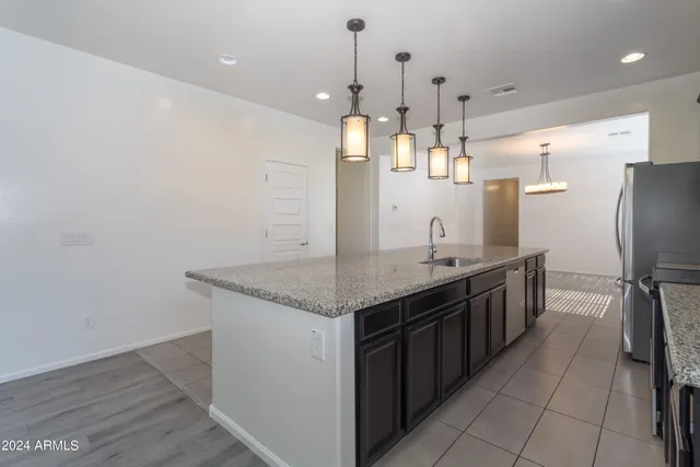 $2,150 | 10432 West Papago Street, Tolleson, AZ 85353