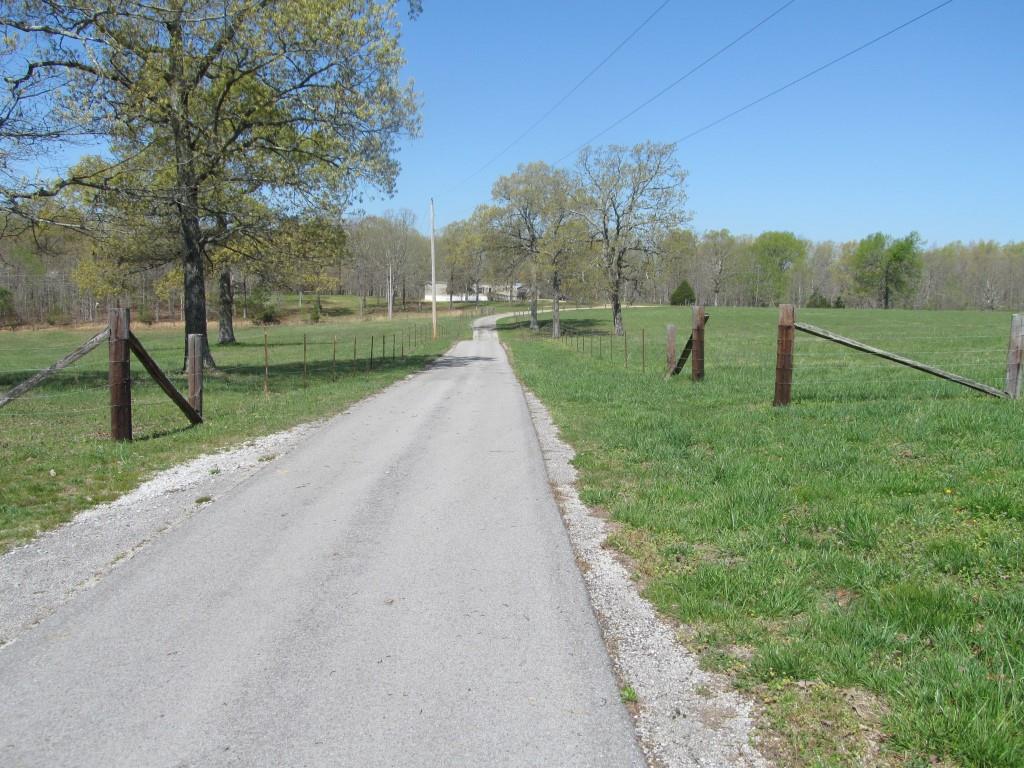 281 Poag Road Hohenwald, TN 38462 - Photo 11 of 13 Gallery Image 11