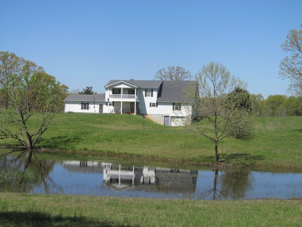 281 Poag Road Hohenwald, TN 38462 - Photo 6 of 13 Gallery Image 6