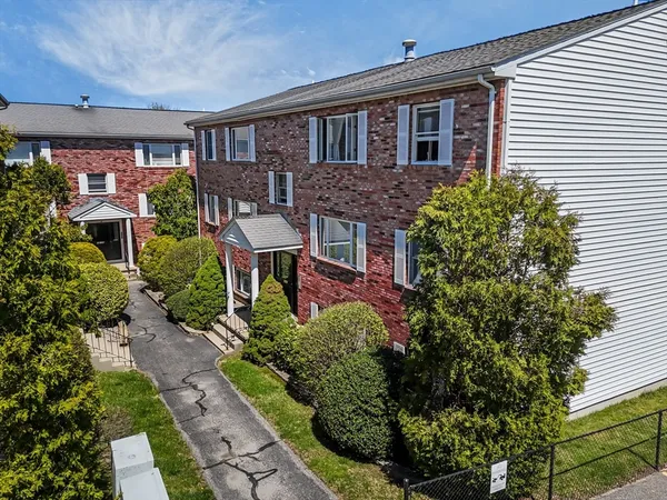 $235,000 | 50 Clark Street, Unit 11, Fall River, MA 02720