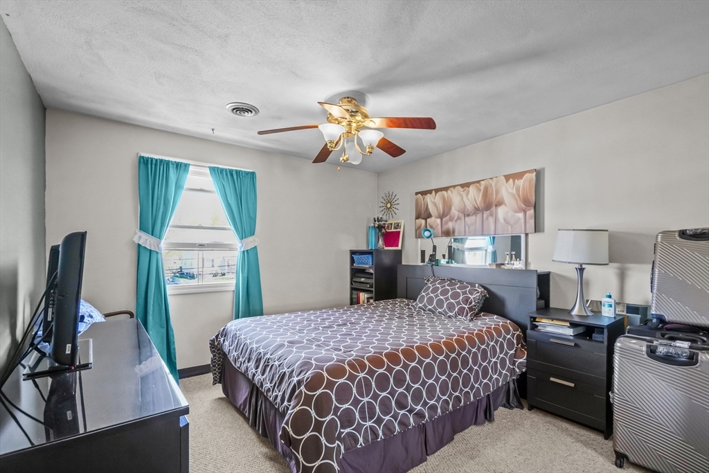 50 Clark Street, Unit 11 Fall River, MA 02720 - Photo 17 of 37