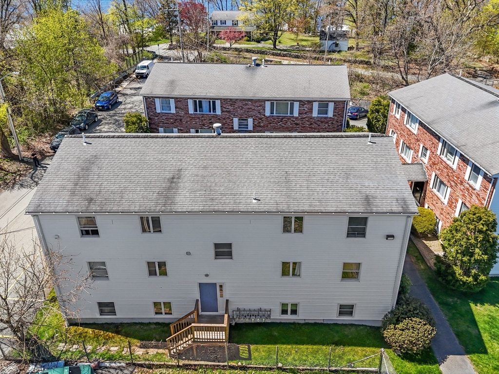 50 Clark Street, Unit 11 Fall River, MA 02720 - Photo 4 of 37