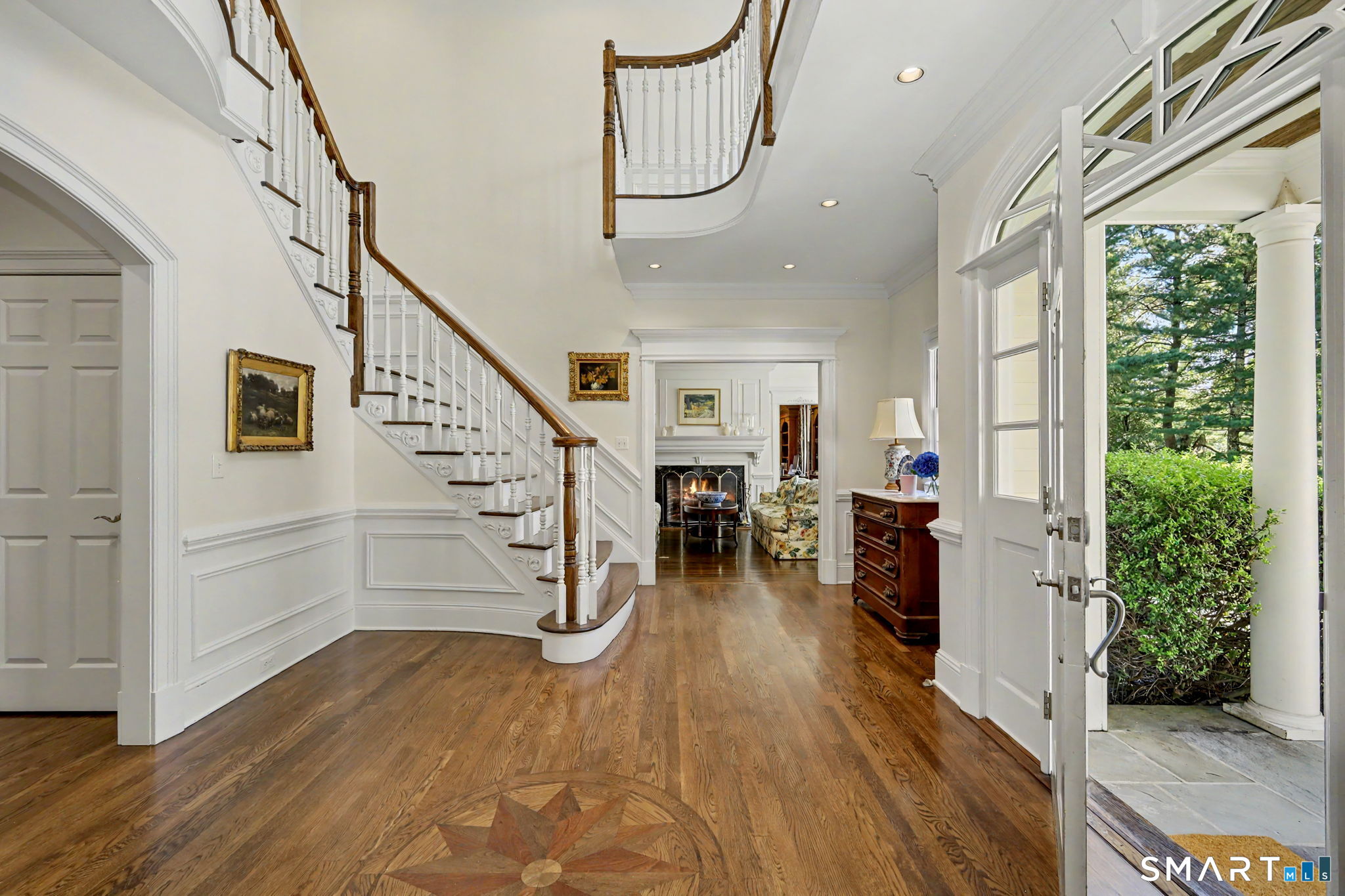51 Briscoe Road New Canaan, CT 06840 - Photo 7 of 40 Gallery Image 7