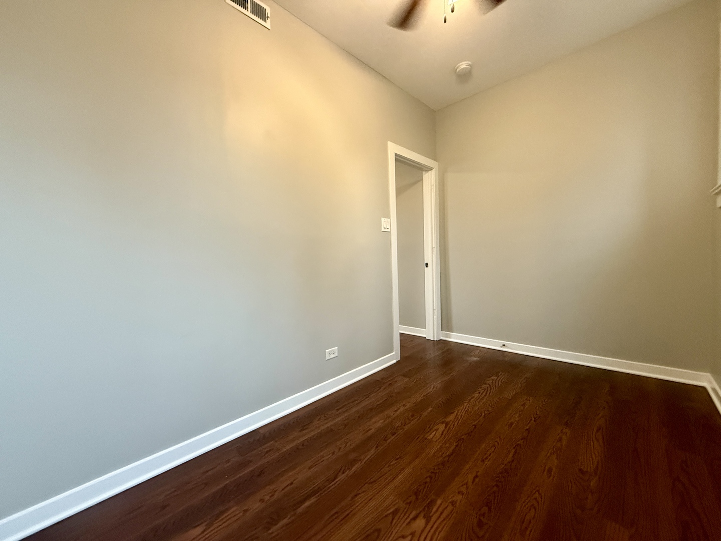 3402 South Lituanica Avenue, Unit 2R Chicago, IL 60608 - Photo 13 of 15