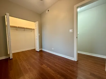 $1,730 | 3402 South Lituanica Avenue, Unit 2R, Chicago, IL 60608