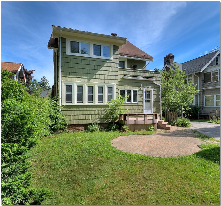 3024 Yorkshire Road Cleveland, OH 44118 - Photo 29 of 31 Gallery Image 29
