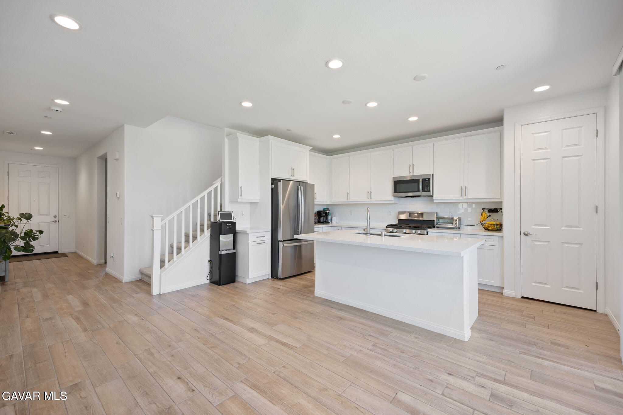 43864 Hampton Street Lancaster, CA 93536 - Photo 13 of 25 13-web-or-mls-IMG_9393