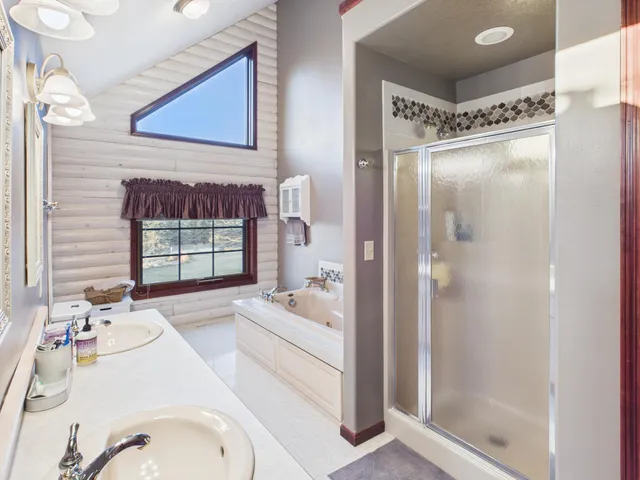 $950,000 | 24599 165th Street, Glenwood, MN 56334