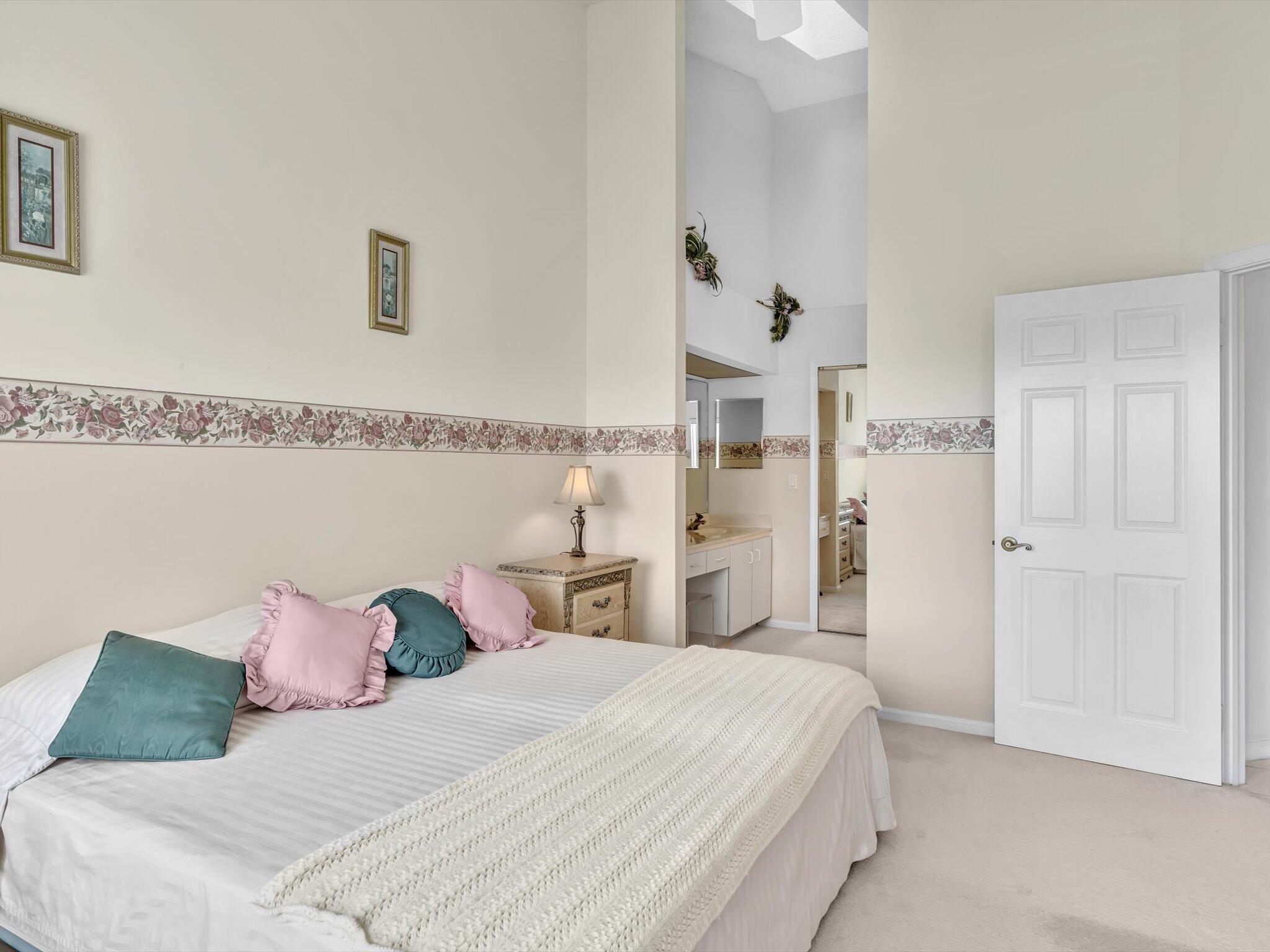 8049 Aberdeen Drive, Unit 201 Boynton Beach, FL 33472 - Photo 24 of 36 28-DSC3631