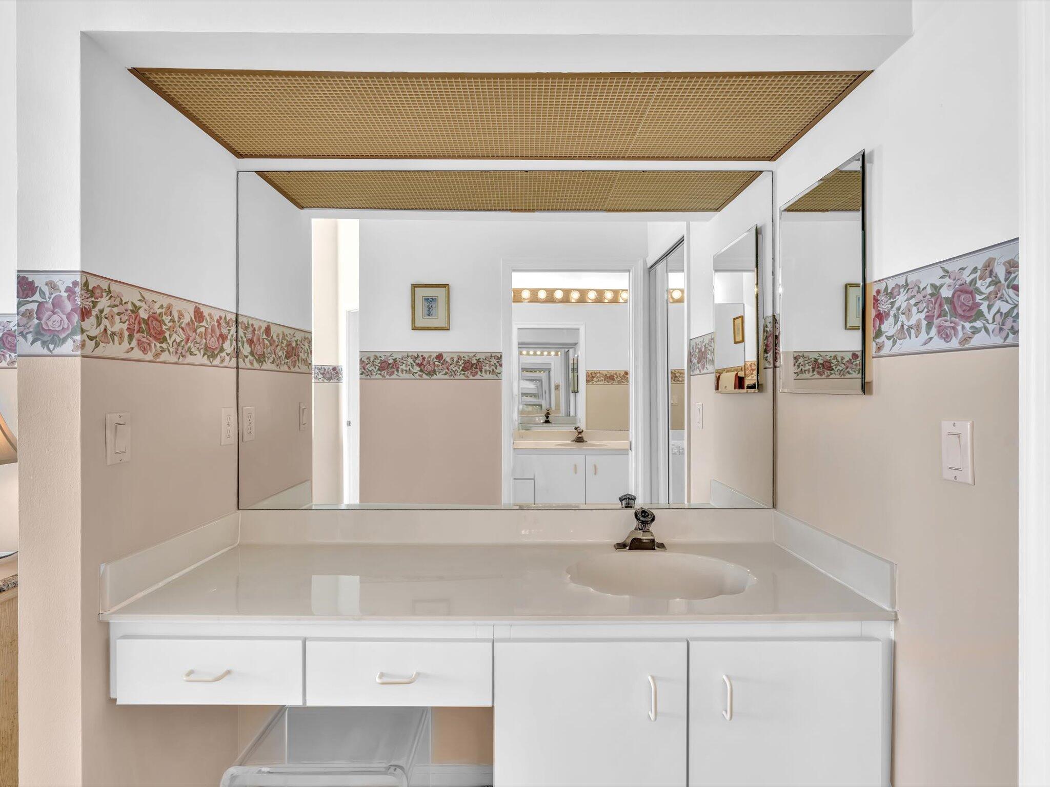 8049 Aberdeen Drive, Unit 201 Boynton Beach, FL 33472 - Photo 26 of 36 30-DSC3661