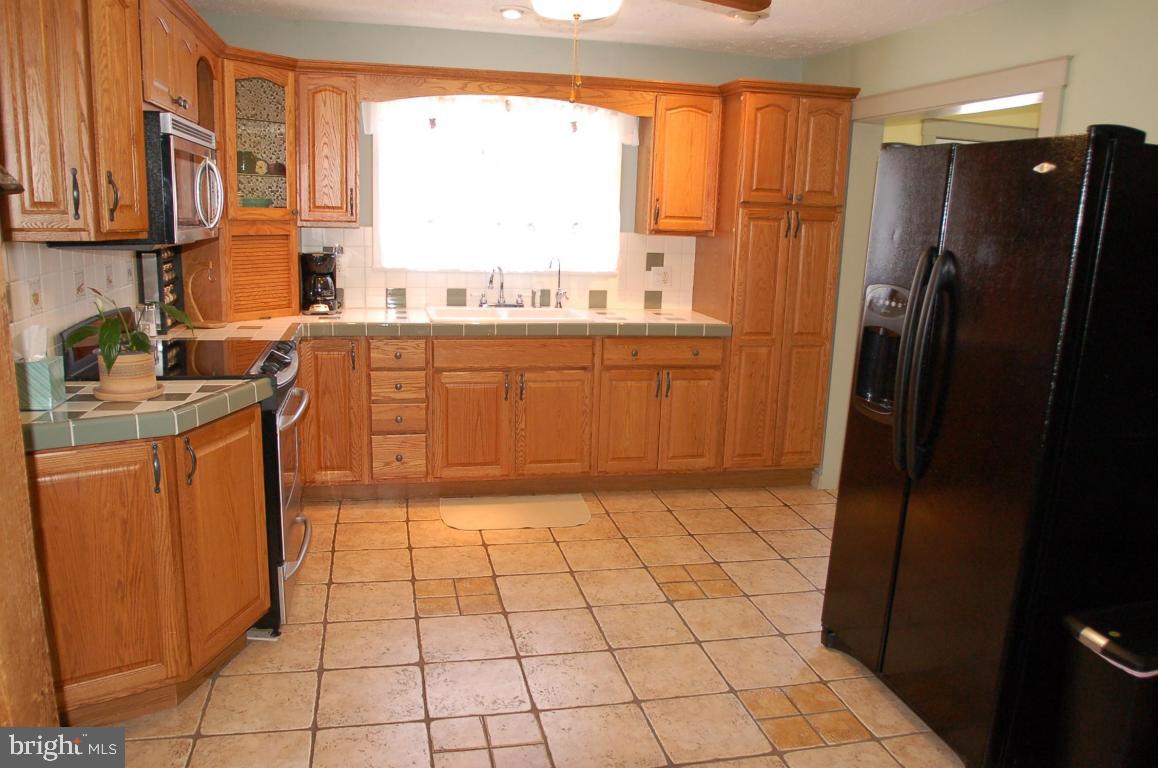 381 Frogtown Road Pequea, PA 17565 - Photo 7 of 31
