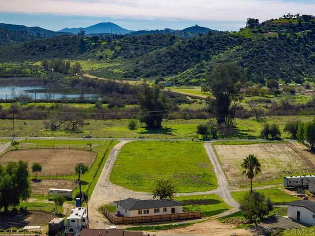 $779,900 | 13508 Willow Road, Lakeside, CA 92040