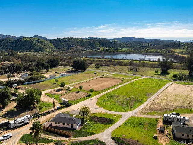 $779,900 | 13508 Willow Road, Lakeside, CA 92040