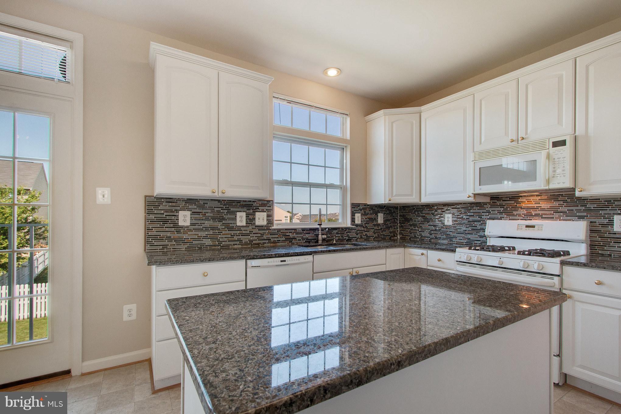 18410 Cornflower Road Boyds, MD 20841 - Photo 12 of 29 Kitchen