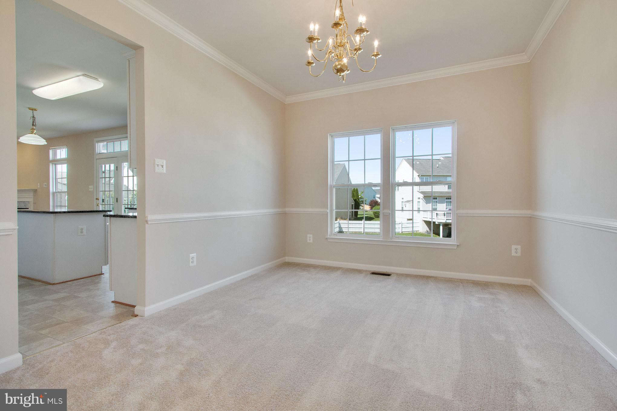18410 Cornflower Road Boyds, MD 20841 - Photo 5 of 29 Dining Room