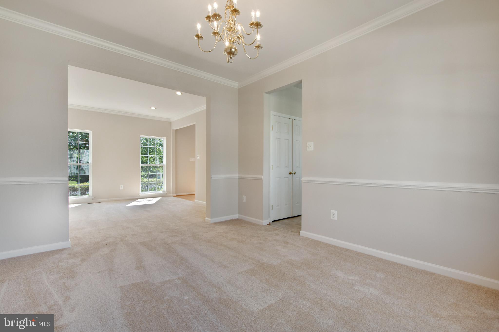 18410 Cornflower Road Boyds, MD 20841 - Photo 6 of 29 Dining Room
