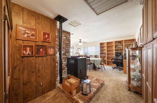 a view of a livingroom with furniture