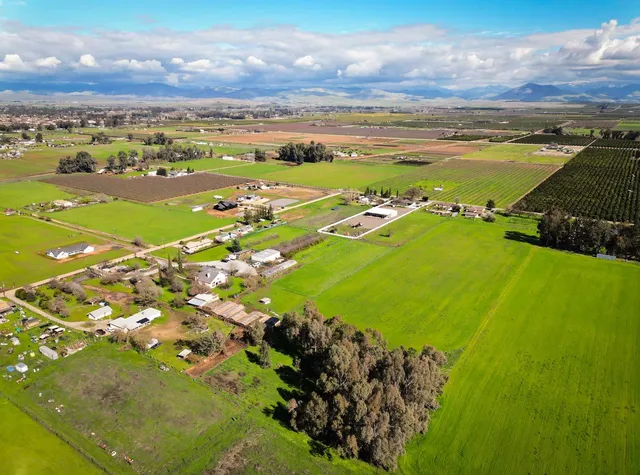 an aerial view of tennis court