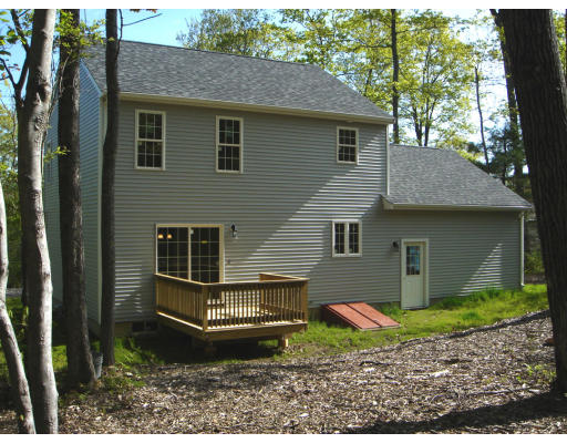 35 Lake George Road Wales, MA 01081 - Photo 5 of 8