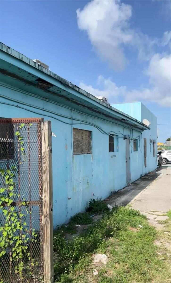 Liberty City Miami, FL 33147 - Photo 2 of 2 a backyard of a house with lots of green space