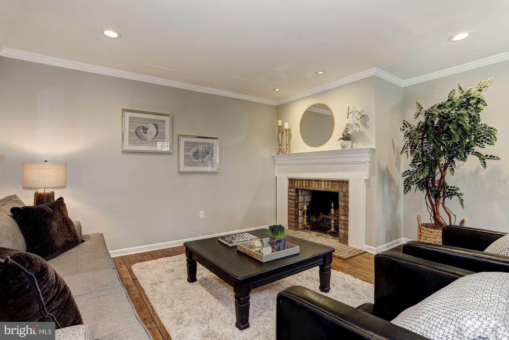 2113 Highland Ridge Drive Phoenix, MD 21131 - Photo 8 of 46 Living Room