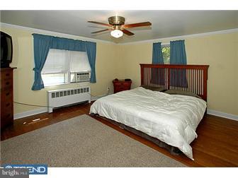 113 Crocus Road Feasterville-Trevose, PA 19053 - Photo 9 of 11 Gallery Image 9