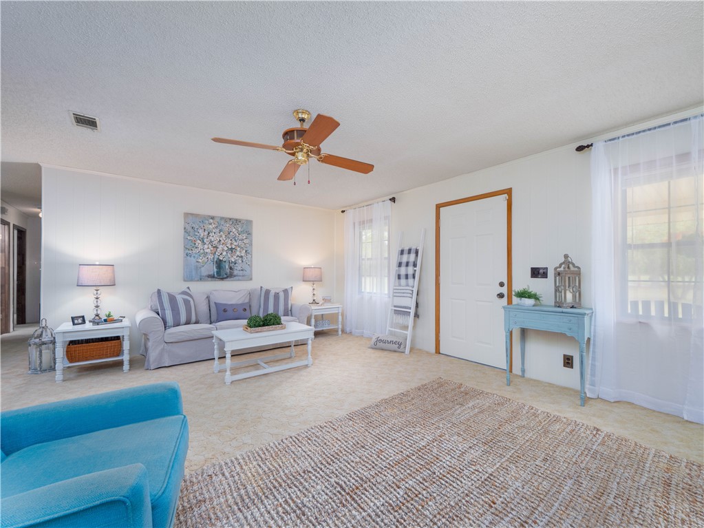 220 Arthur Knowles Road Folkston, GA 31537 - Photo 8 of 46 Living Room
