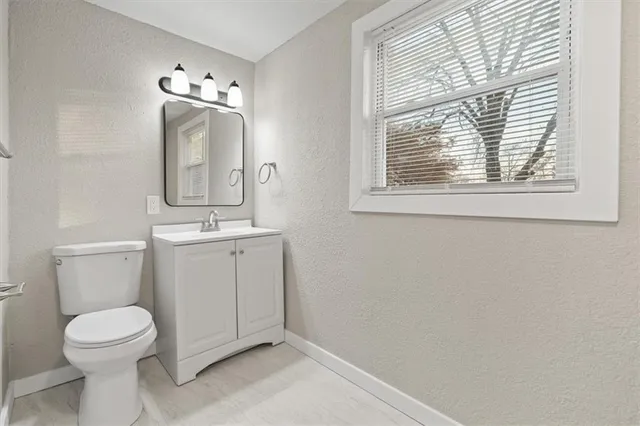 $185,000 | 5205 East 41 Street, Kansas City, MO 64130