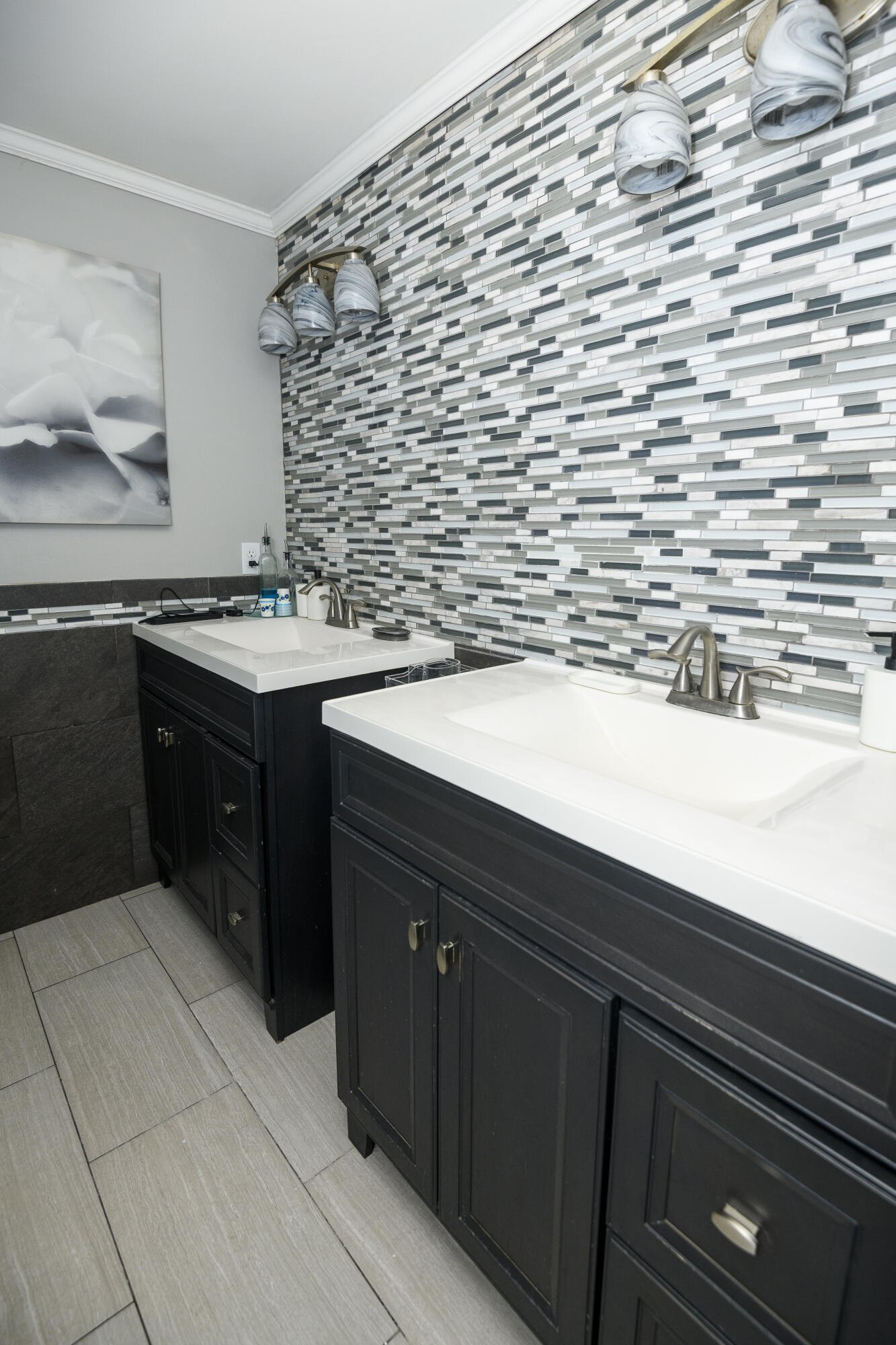 3242 Salem Drive Rochester Hills, MI 48306 - Photo 17 of 26 20260329_0030