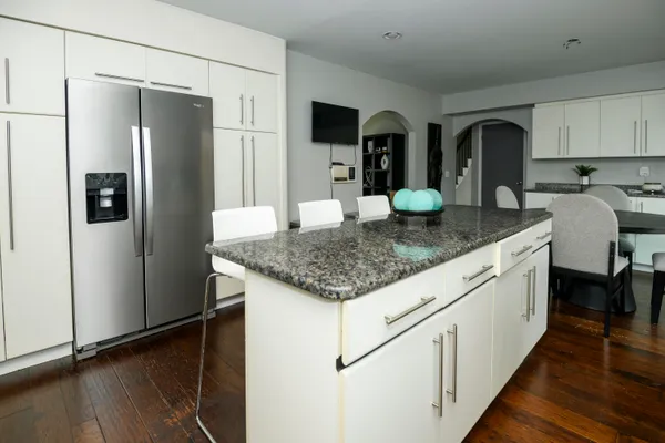 $683,400 | 3242 Salem Drive, Rochester Hills, MI 48306