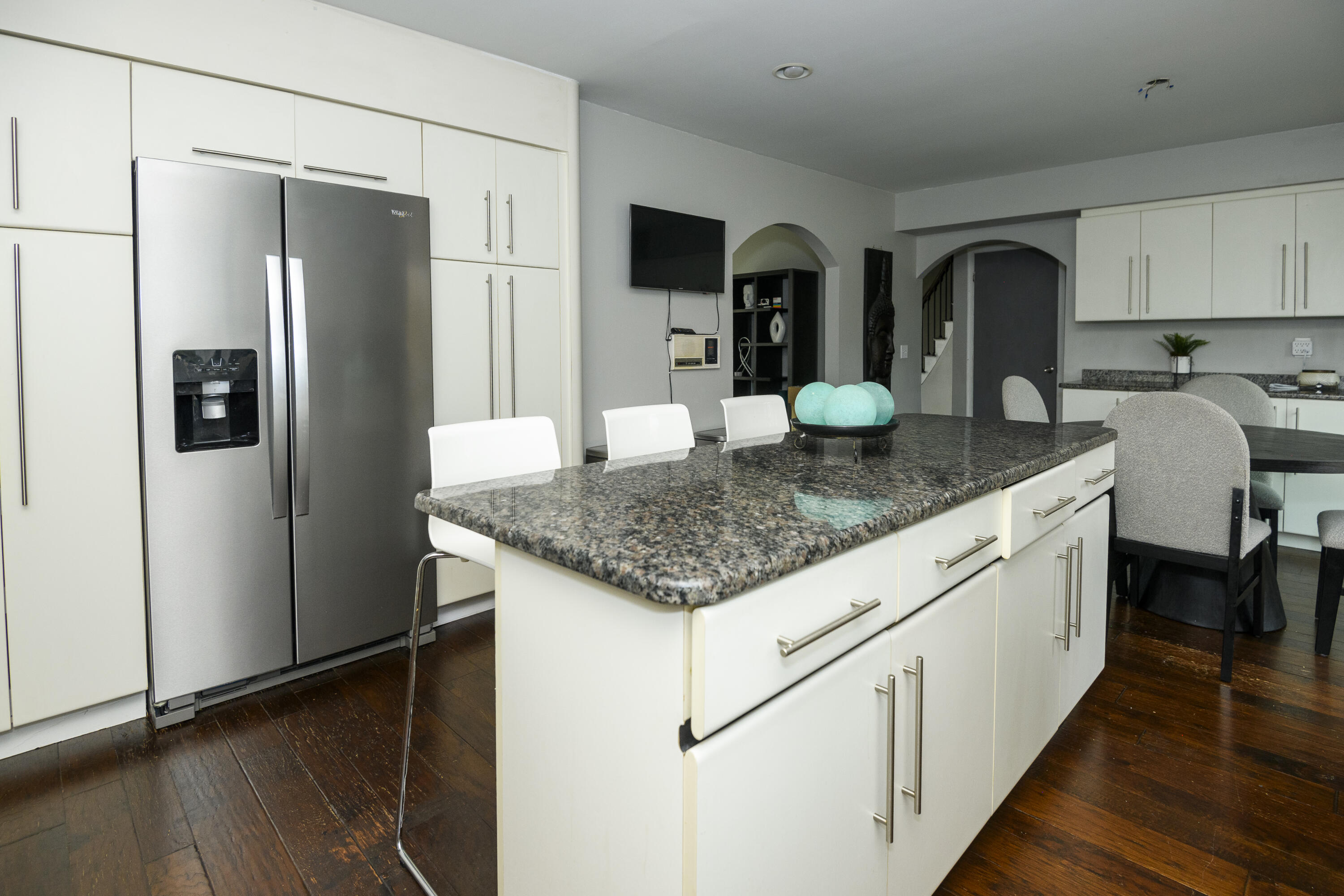 3242 Salem Drive Rochester Hills, MI 48306 - Photo 2 of 26 20260329_0008