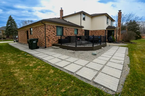 $683,400 | 3242 Salem Drive, Rochester Hills, MI 48306